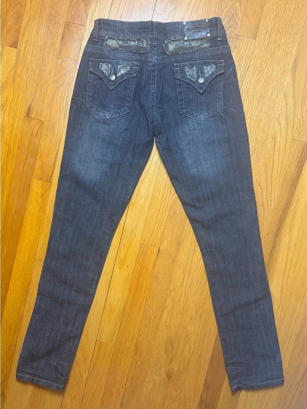 Y2K Red Rivet Low Rise Jeans Size 9 - Picture 3 of 6